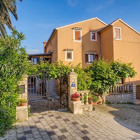 Apartments Beba Mali Lošinj Dış mekan fotoğraf