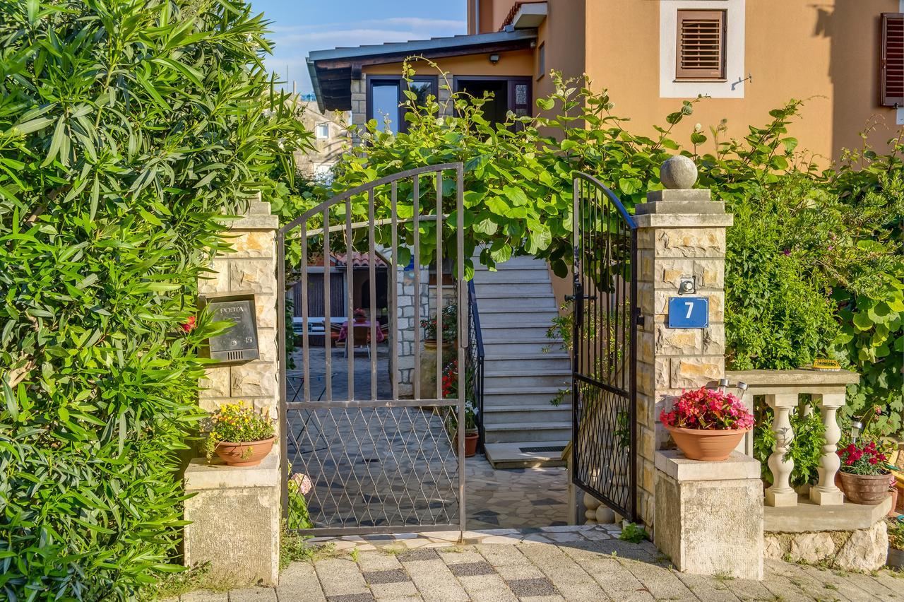 Apartments Beba Mali Lošinj Dış mekan fotoğraf